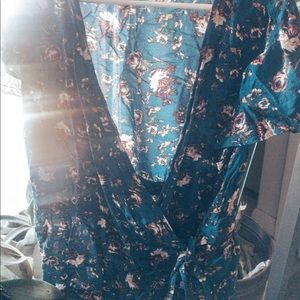 Floral pattern wrap top